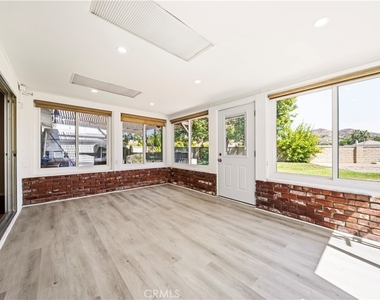 27546 Evron Avenue - Photo Thumbnail 39