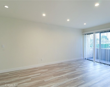 17900 Sherman Way - Photo Thumbnail 2