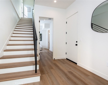 109 N Westlake Avenue - Photo Thumbnail 8