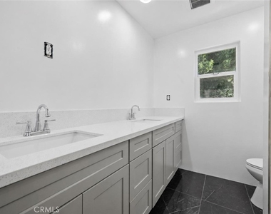 18930 Cantara Street - Photo Thumbnail 18
