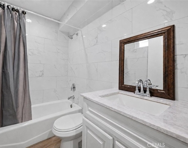 18930 Cantara Street - Photo Thumbnail 15