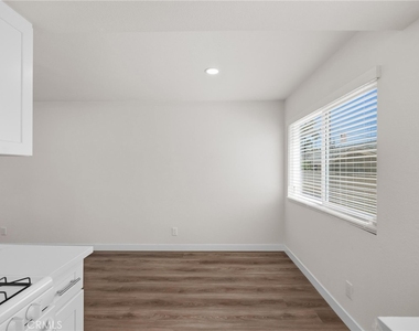 104 N Atlantic - Photo Thumbnail 7