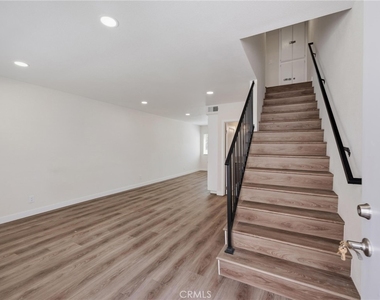 104 N Atlantic - Photo Thumbnail 17