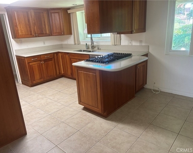 30584 Ganado - Photo Thumbnail 1