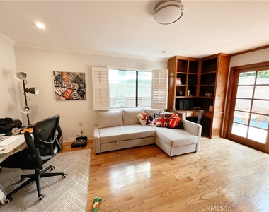 2200 Graham - Photo Thumbnail 4