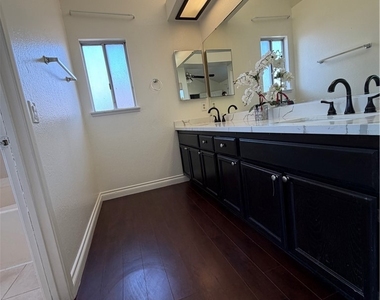 1839 Majestic Dr. - Photo Thumbnail 11