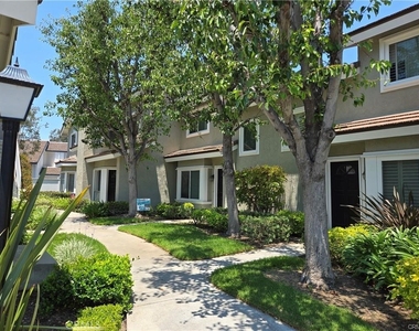 569 Springbrook N - Photo Thumbnail 1