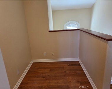 8699 Belmont - Photo Thumbnail 17