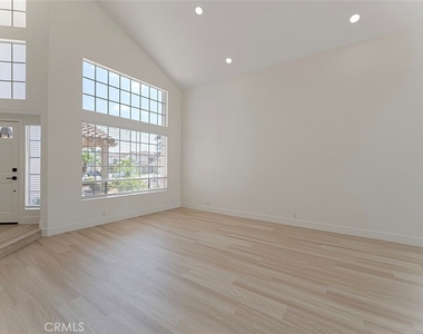 13381 Presidio Place - Photo Thumbnail 6