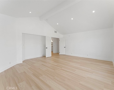 13381 Presidio Place - Photo Thumbnail 34