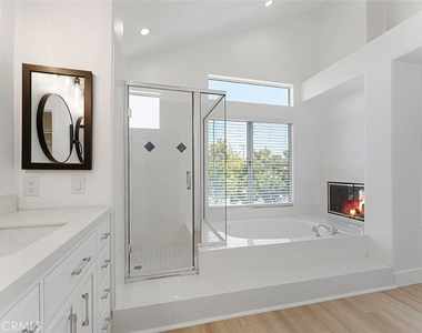 13381 Presidio Place - Photo Thumbnail 25