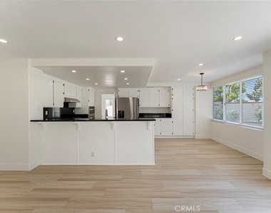 13381 Presidio Place - Photo Thumbnail 12