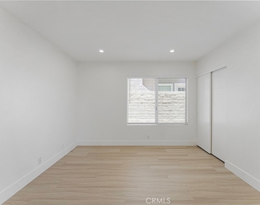 13381 Presidio Place - Photo Thumbnail 16