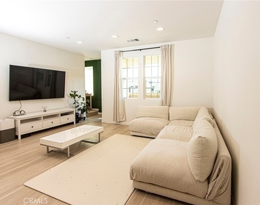 6899 Magnolia Avenue - Photo Thumbnail 2