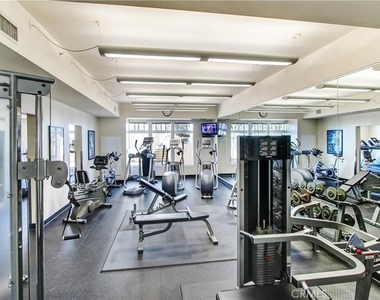 388 E Ocean Boulevard - Photo Thumbnail 18