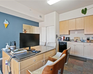 388 E Ocean Boulevard - Photo Thumbnail 2
