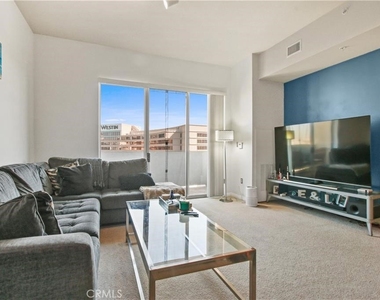 388 E Ocean Boulevard - Photo Thumbnail 1