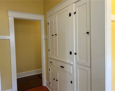 1126 W Center Street - Photo Thumbnail 10