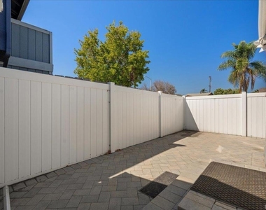 3703 Meade Avenue - Photo Thumbnail 14