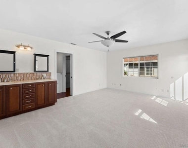 639 1st Avenue - Photo Thumbnail 10