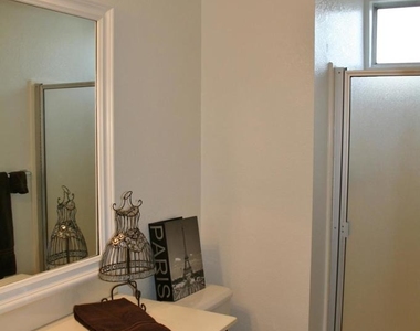 1595 Zephyr Ave - Photo Thumbnail 19