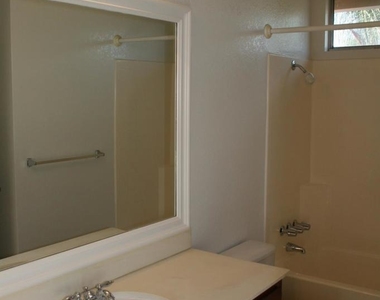 1595 Zephyr Ave - Photo Thumbnail 20
