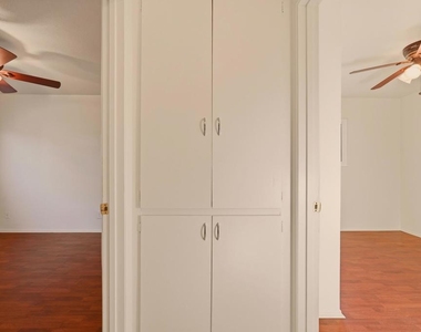 1379 Glen Avenue - Photo Thumbnail 14