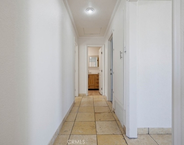 1010 Valencia Street - Photo Thumbnail 24