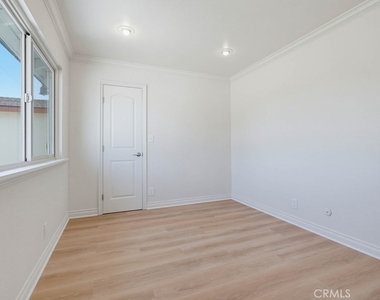 1010 Valencia Street - Photo Thumbnail 21