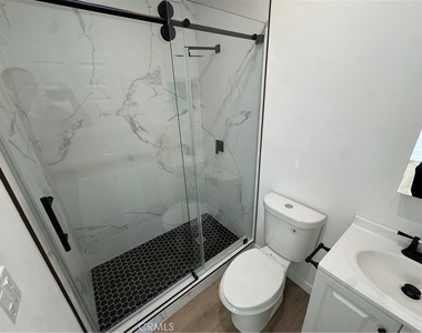 1415 Gary Place - Photo Thumbnail 4