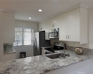 252 Pineview - Photo Thumbnail 2