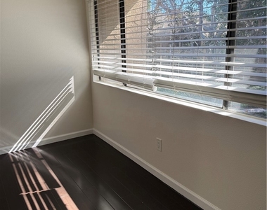 252 Pineview - Photo Thumbnail 11