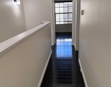 252 Pineview - Photo Thumbnail 6
