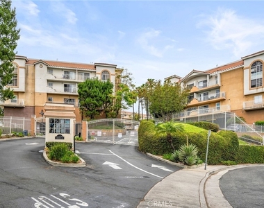 4760 Templeton Street - Photo Thumbnail 22