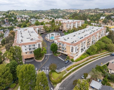 4760 Templeton Street - Photo Thumbnail 23