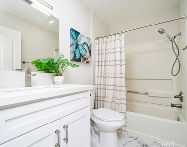 4760 Templeton Street - Photo Thumbnail 10