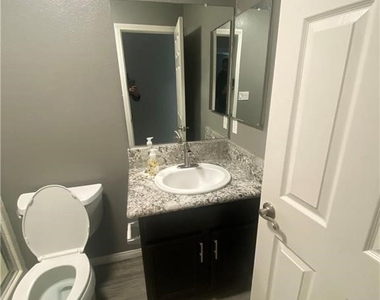 9297 San Rafael Arcangel Ln - Photo Thumbnail 2