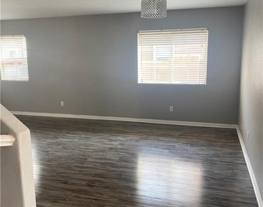 9297 San Rafael Arcangel Ln - Photo Thumbnail 15