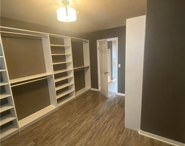 9297 San Rafael Arcangel Ln - Photo Thumbnail 14