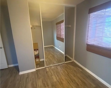 9297 San Rafael Arcangel Ln - Photo Thumbnail 6