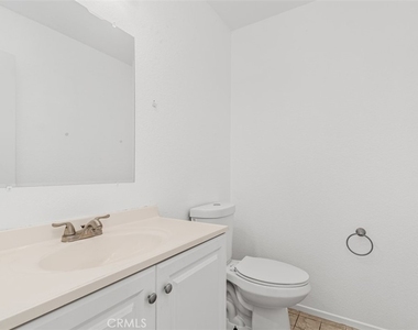 32 La Costa Court - Photo Thumbnail 27