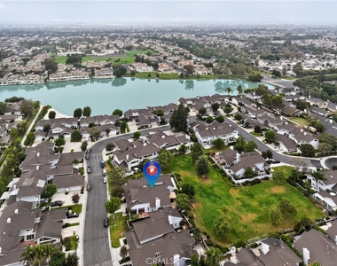 26 Lakeshore - Photo Thumbnail 26