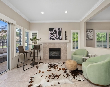 65 Vellisimo - Photo Thumbnail 22