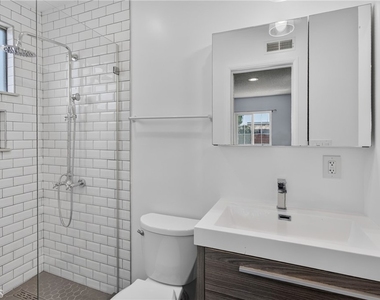 1326 W Brewster - Photo Thumbnail 10