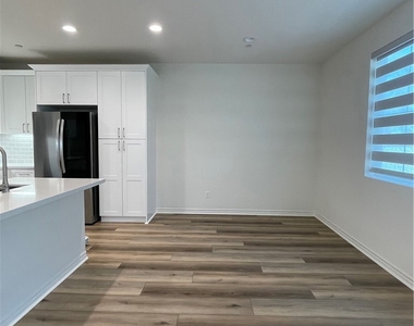 5760 Westmont Lane - Photo Thumbnail 6
