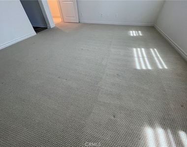 5760 Westmont Lane - Photo Thumbnail 24
