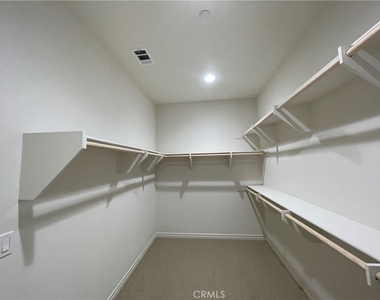 5760 Westmont Lane - Photo Thumbnail 28