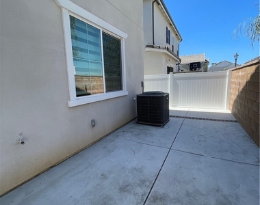 5760 Westmont Lane - Photo Thumbnail 33