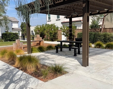 5760 Westmont Lane - Photo Thumbnail 38