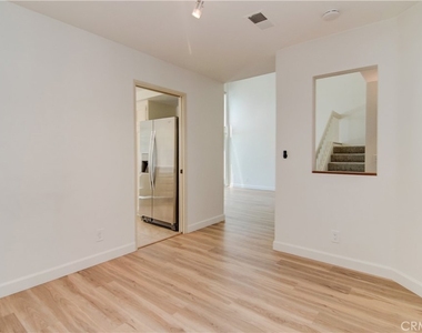 24742 Via Del Oro - Photo Thumbnail 13